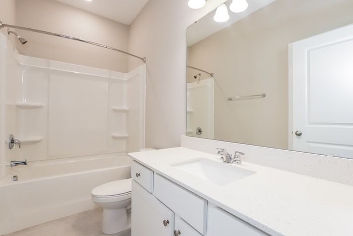 304 Kenilworth Dr - Photo 7 of 10