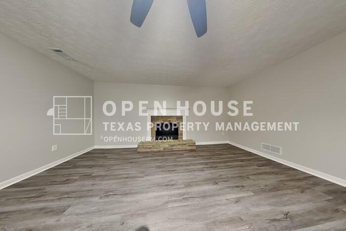 4237 Webb Meadows Dr - Photo 6 of 21