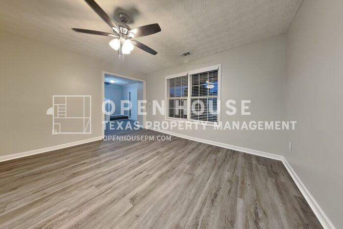 4237 Webb Meadows Dr - Photo 7 of 21