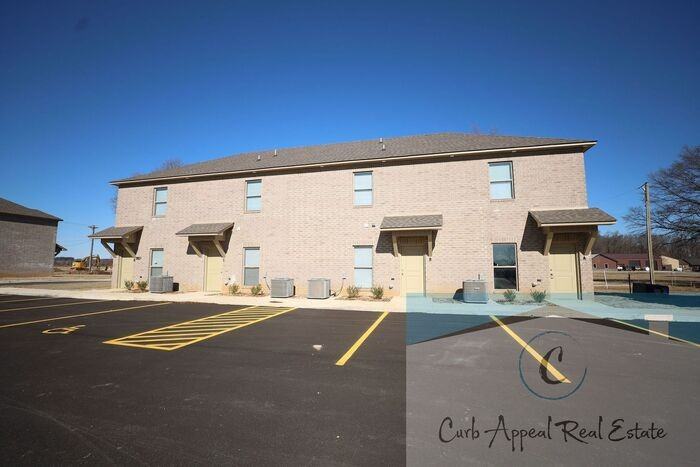 E Johnson Ave - Photo 3 of 17