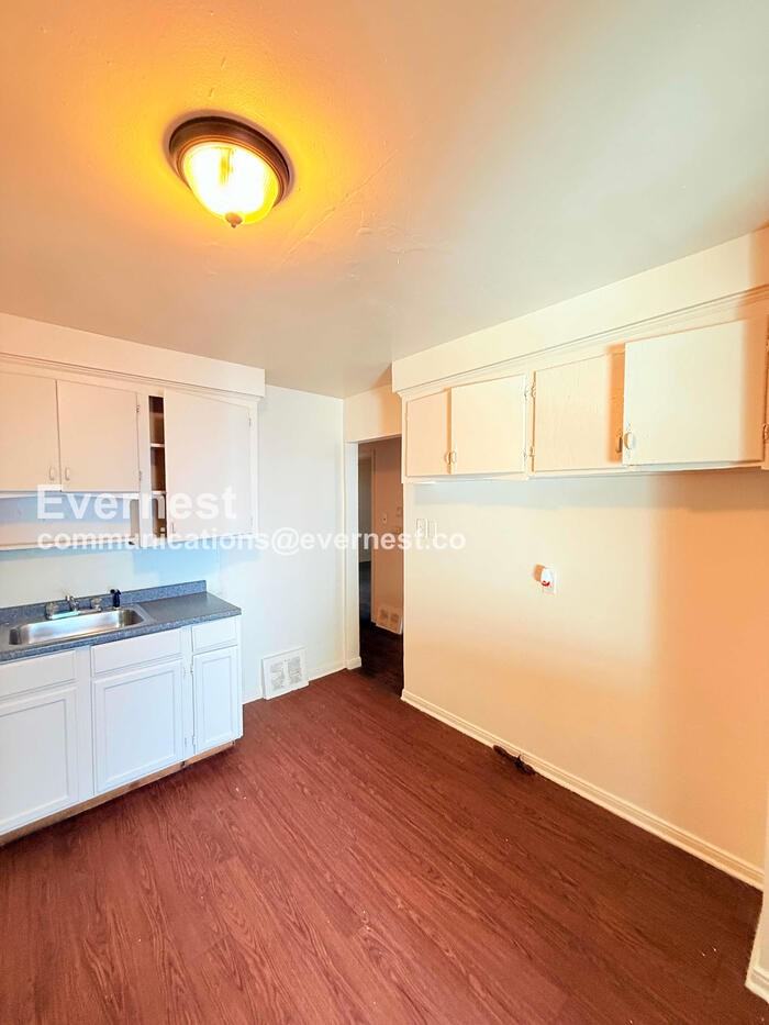 16720 Rockdale Street - Photo 4 of 26