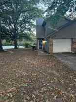 539 Ne Churchill St #2-1 - Photo 1 of 1