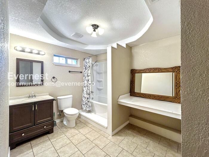 23203 Flat River Dr - Photo 7 of 21