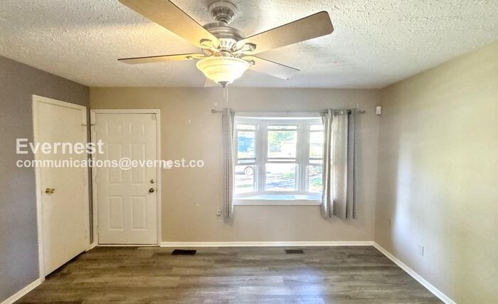 4790 Beaucroft Ct - Photo 3 of 29