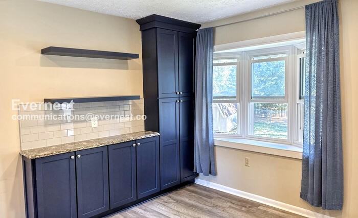 4790 Beaucroft Ct - Photo 7 of 29