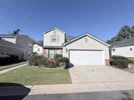 featured image of 686 W Oaks Dr