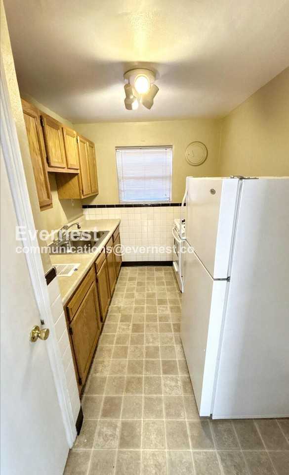 7337 Dartmouth Ave - Photo 2 of 18