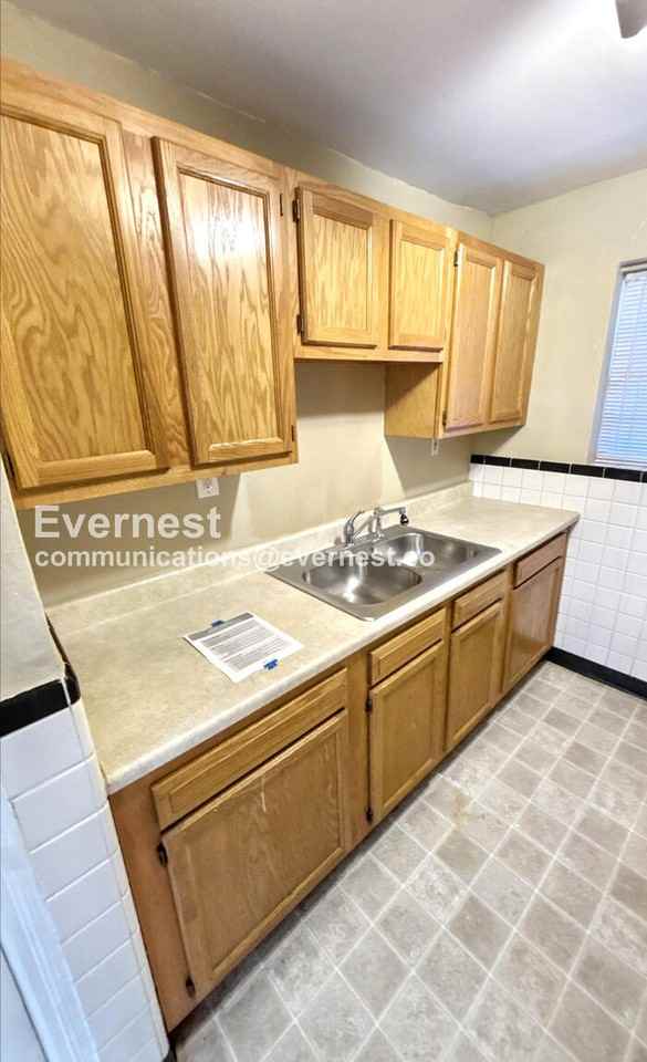 7337 Dartmouth Ave - Photo 3 of 18