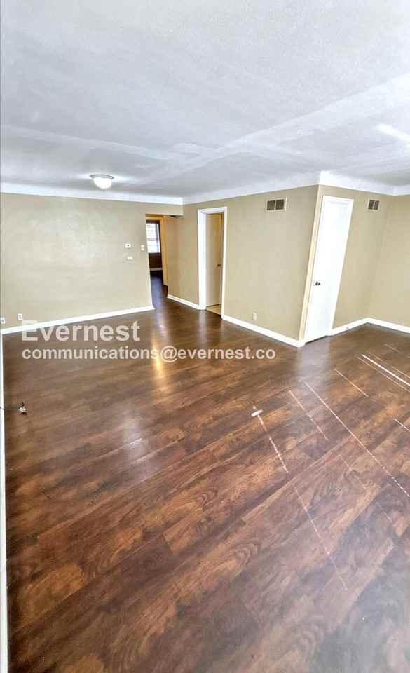 7337 Dartmouth Ave - Photo 7 of 18