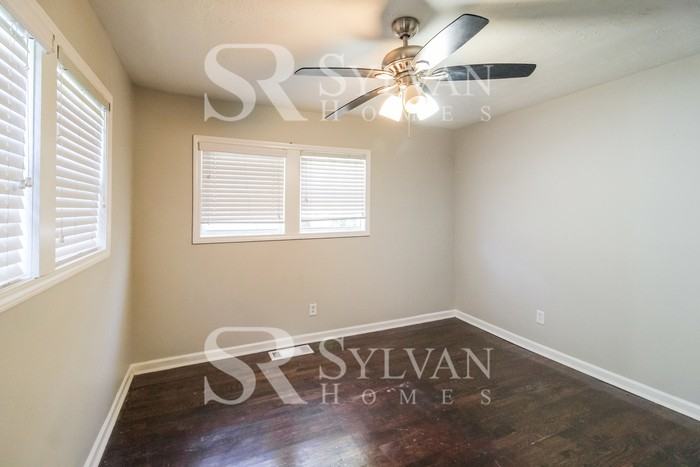 889 S Hairston Rd - Photo 6 of 15