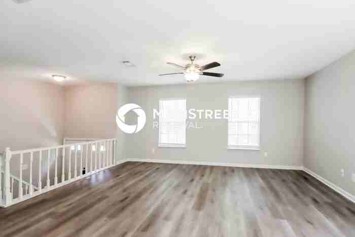 3215 Birch Creek Dr - Photo 4 of 17