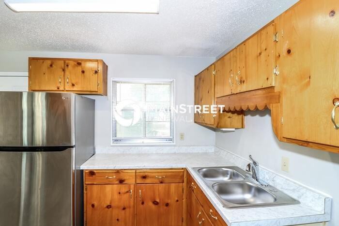 4815 Marcel Ave - Photo 4 of 16