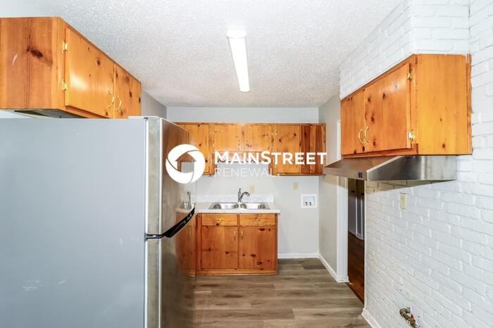 4815 Marcel Ave - Photo 5 of 16