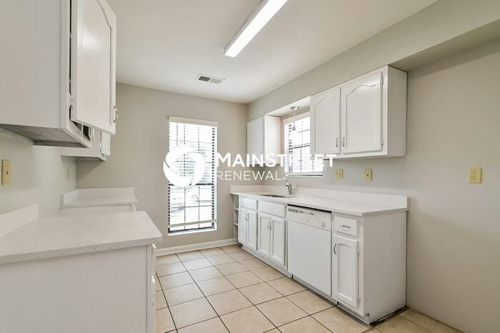 3890 Birchshade Cv - Photo 7 of 16