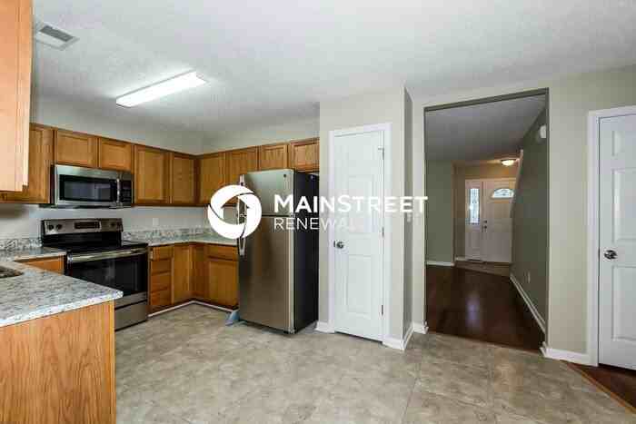 9529 Bradstreet Commons Way - Photo 7 of 17