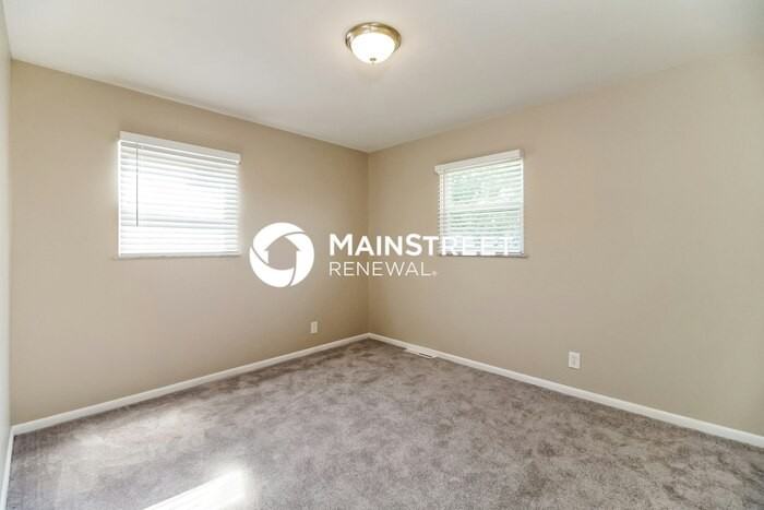 3193 Elmreeb Dr - Photo 7 of 17