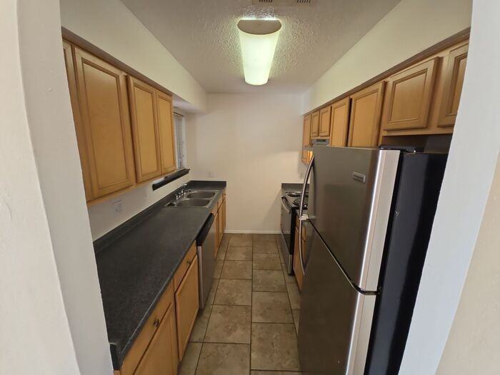 1318 Marlton St #A - Photo 6 of 13