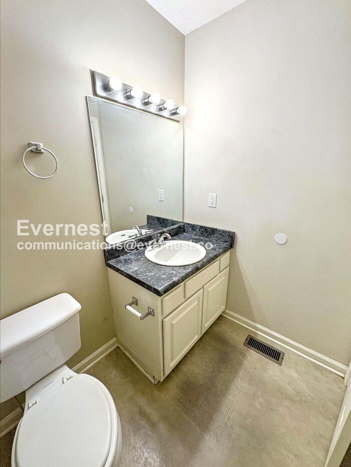 2479 Brianna Dr - Photo 7 of 26