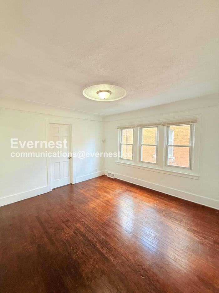 15812 Kentucky St #2 - Photo 7 of 24