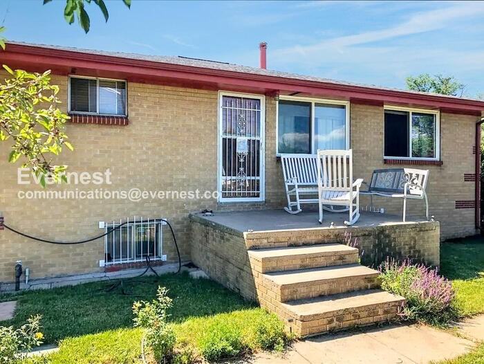 3366 West 55th Place