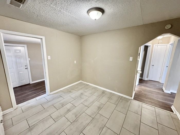 1761 Winston Dr - Photo 7 of 21