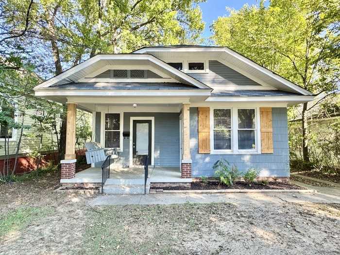 666 Landis St - Photo 2 of 27