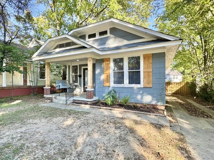 666 Landis St - Photo 3 of 27