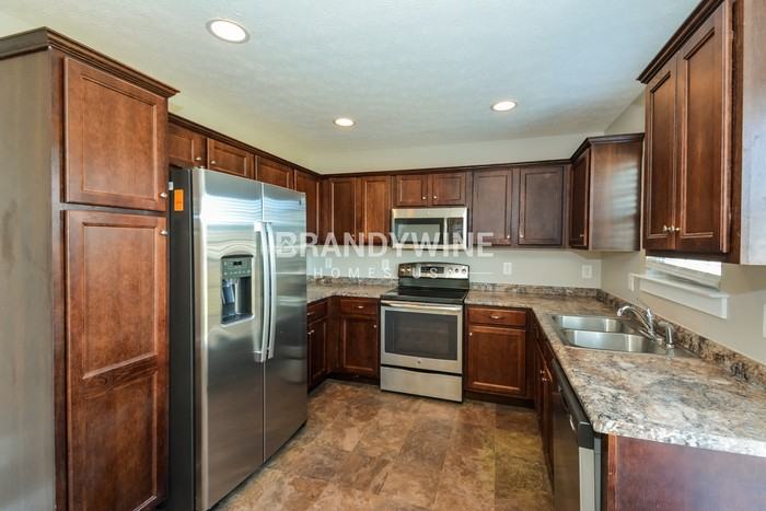 5447 Elkanah Court - Photo 6 of 23