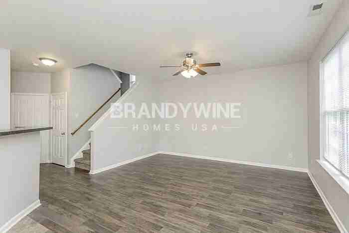 3825 Fircrest Dr - Photo 4 of 19