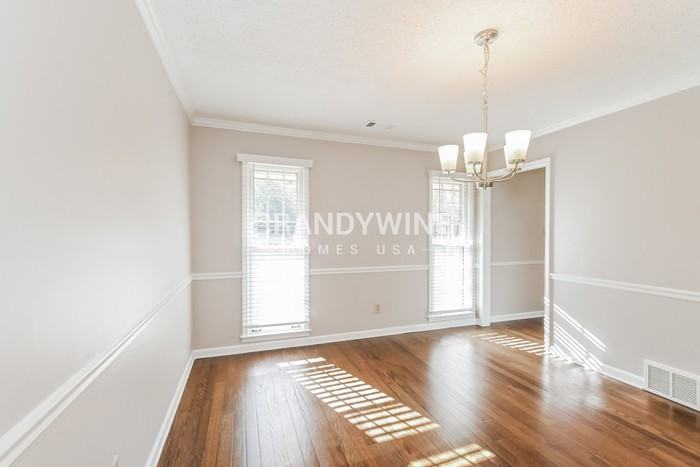 292 E Valleywood Dr #292E - Photo 5 of 22