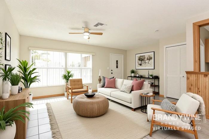 9923 Woodridge Ct - Photo 3 of 20