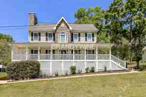 featured image of 204 Bonnie Sue Dr