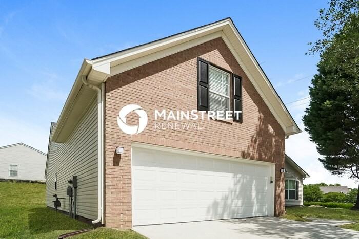 8615 Appledale Dr - Photo 3 of 17