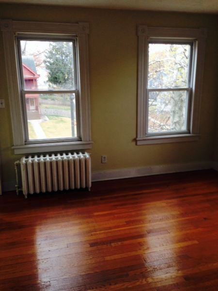 433 Fountain St - Photo 3 of 10