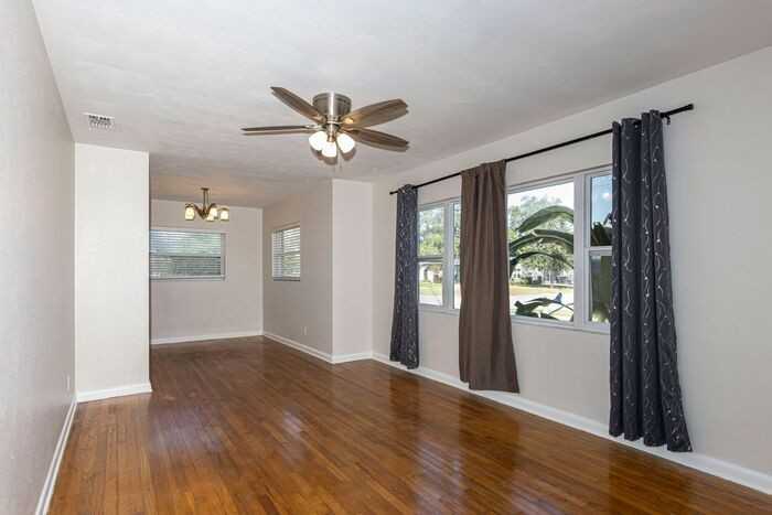 776 Carew Ave - Photo 5 of 20