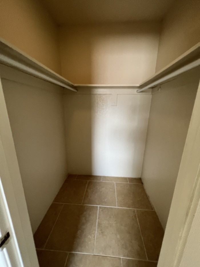 4144 E Lee St - Photo 6 of 8