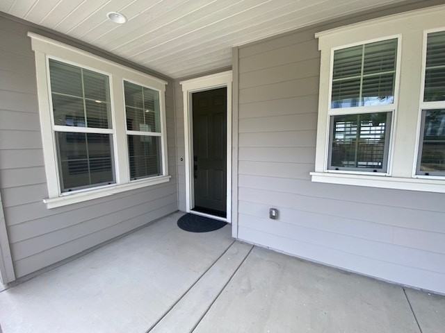 2703 Boardwalk Avenue Ave - Photo 2 of 24