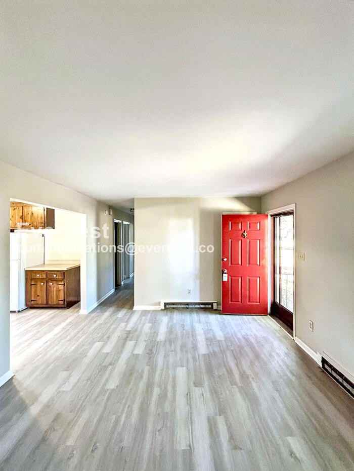 4609 Hillbrook Ave - Photo 2 of 22