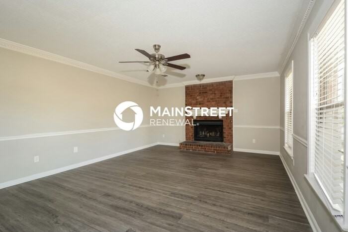 4555 Port Royal Cove - Photo 2 of 17