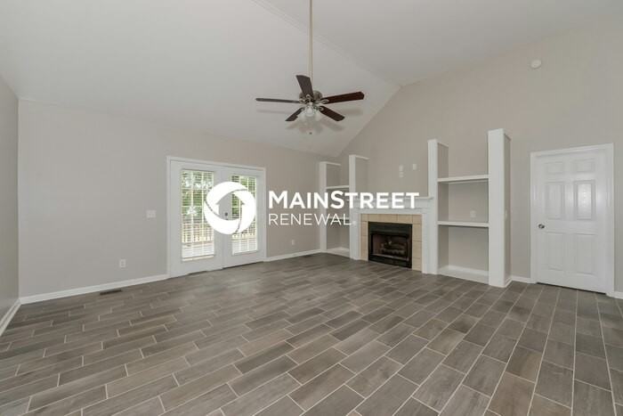 2312 Harborwood Pt - Photo 2 of 17