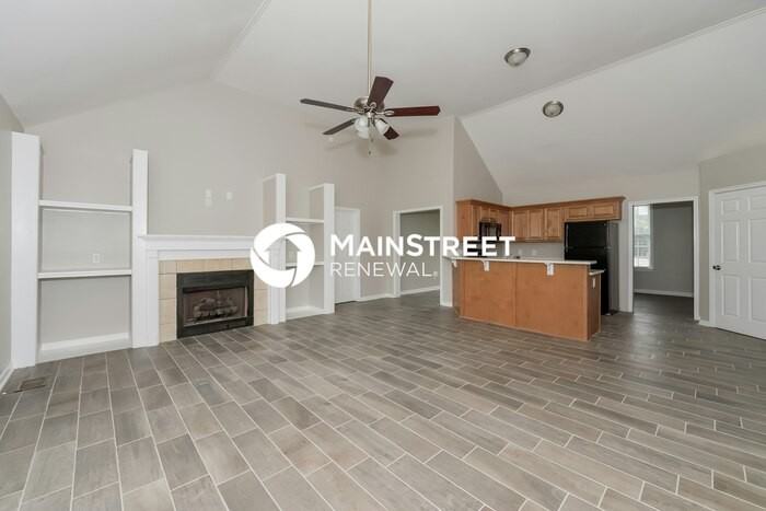 2312 Harborwood Pt - Photo 3 of 17