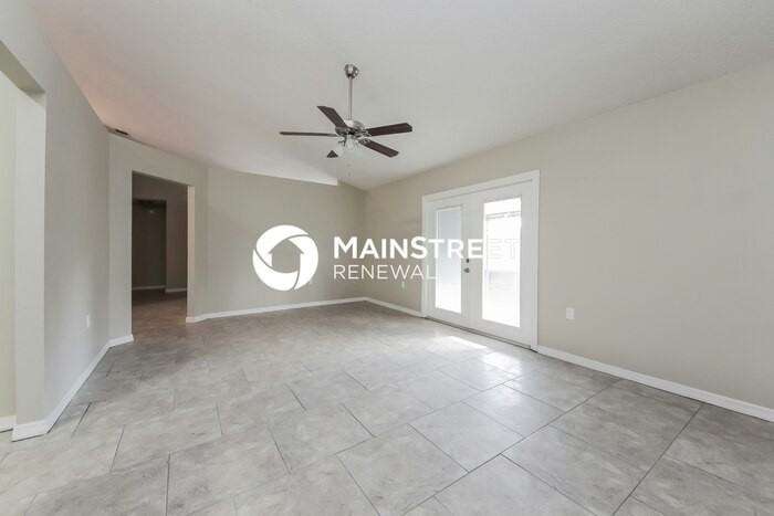 945 Delano Ct - Photo 2 of 15