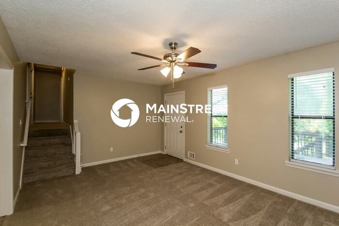 290 Paulding Boulevard - Photo 3 of 14