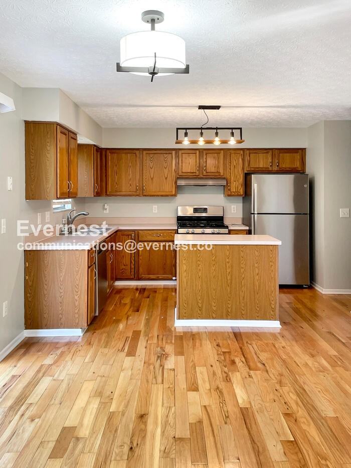2423 Rock Creek Court - Photo 2 of 23