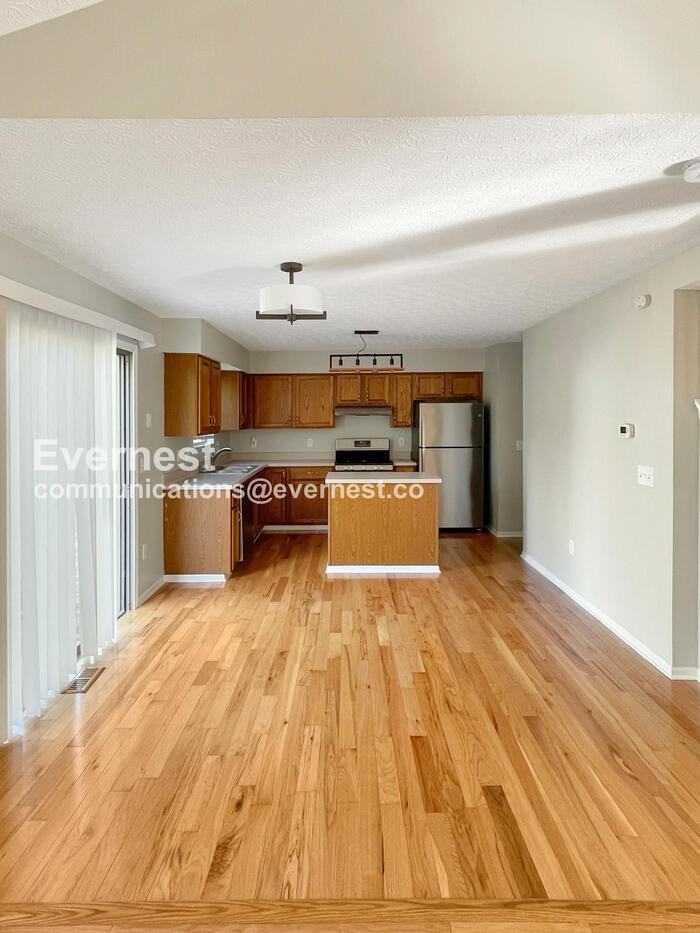 2423 Rock Creek Court - Photo 3 of 23