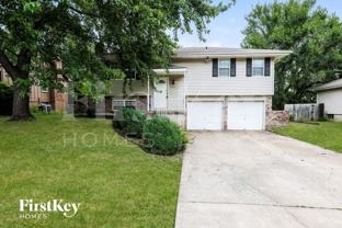 7504 E 132nd Ter - Photo 1 of 1