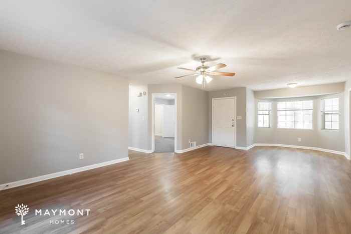 445 Meadowbrook Dr - Photo 5 of 14