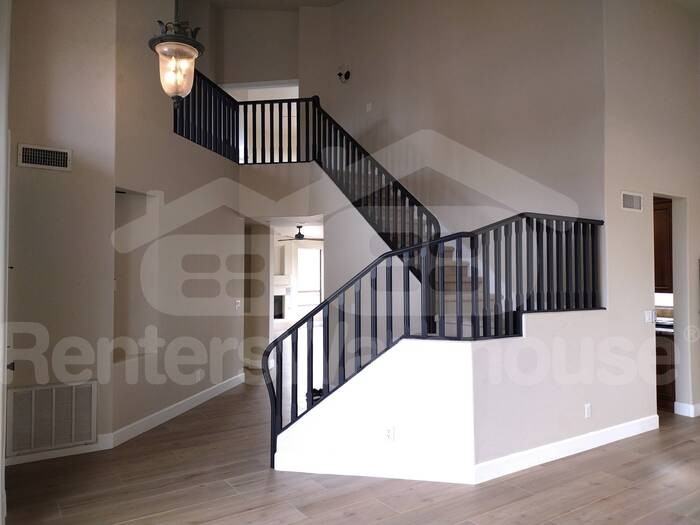 14832 N 100th Pl - Photo 3 of 42