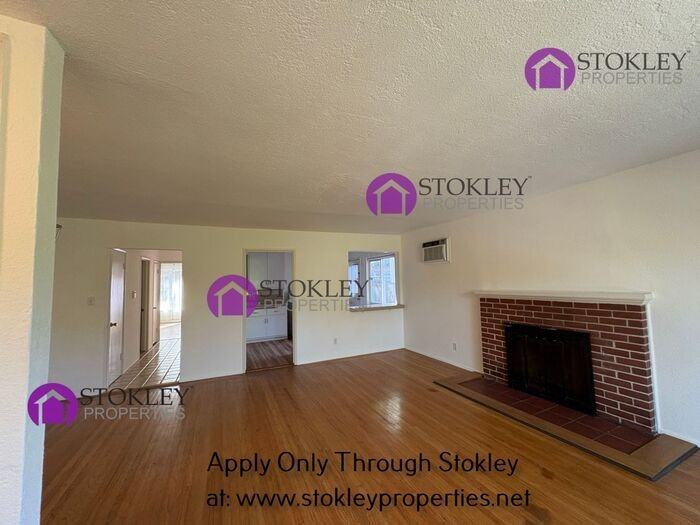 3709 Sundale Rd - Photo 4 of 29