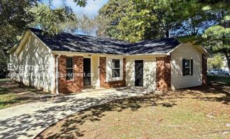 106 Greenwood Cir - Photo 1 of 1